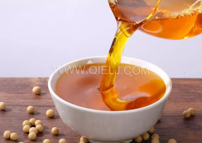 大豆油精煉加工設(shè)備，企鵝優(yōu)化工藝降低生產(chǎn)成本(圖1)